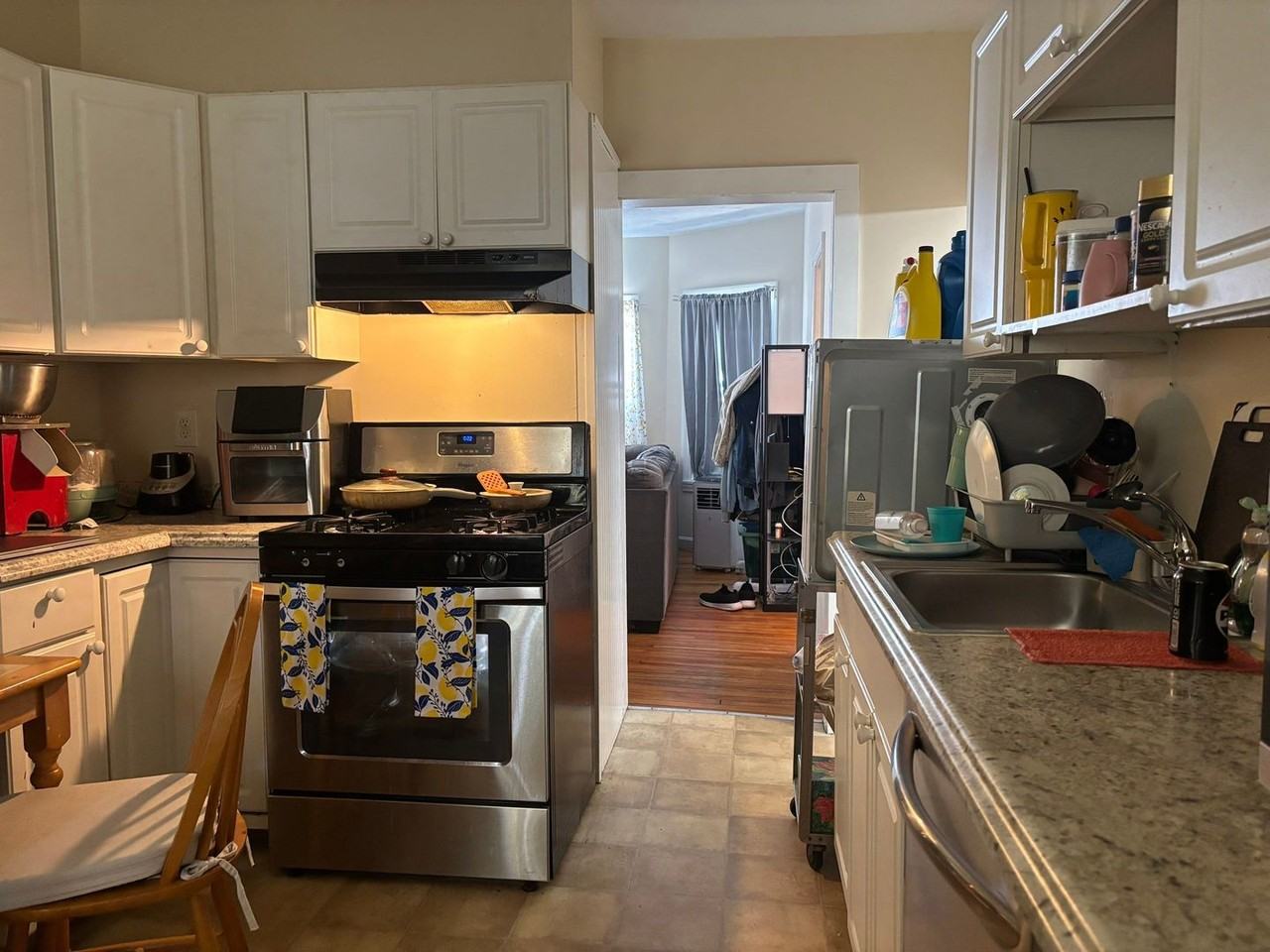 31 S Stowell St. - Photo 4 of 28