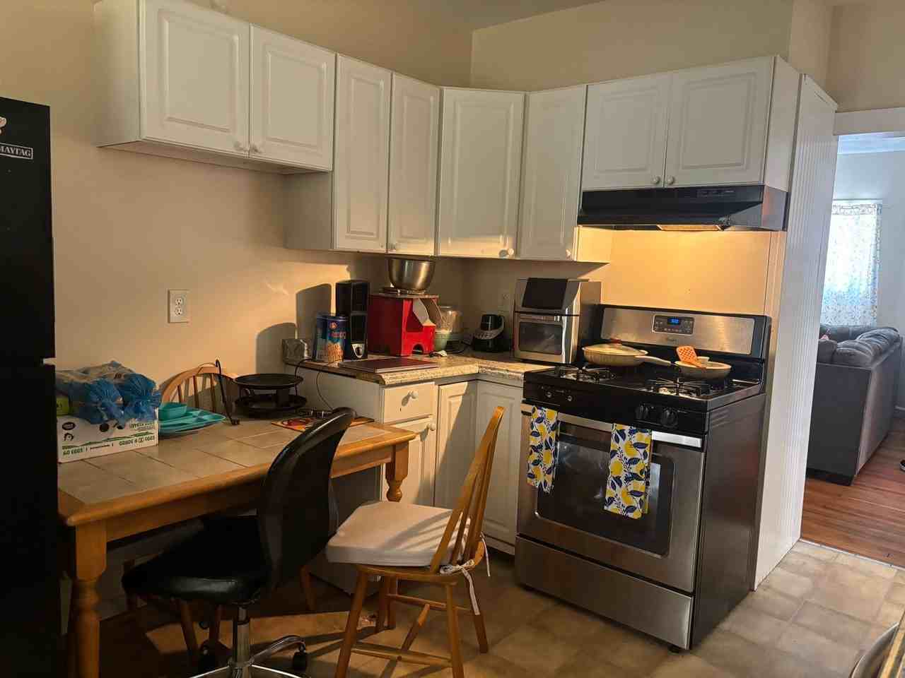 31 S Stowell St. - Photo 6 of 28