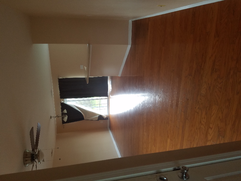 1750 Pepperwood Way - Photo 2 of 11