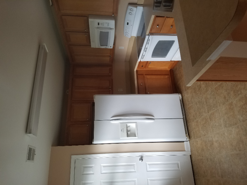 1750 Pepperwood Way - Photo 4 of 11