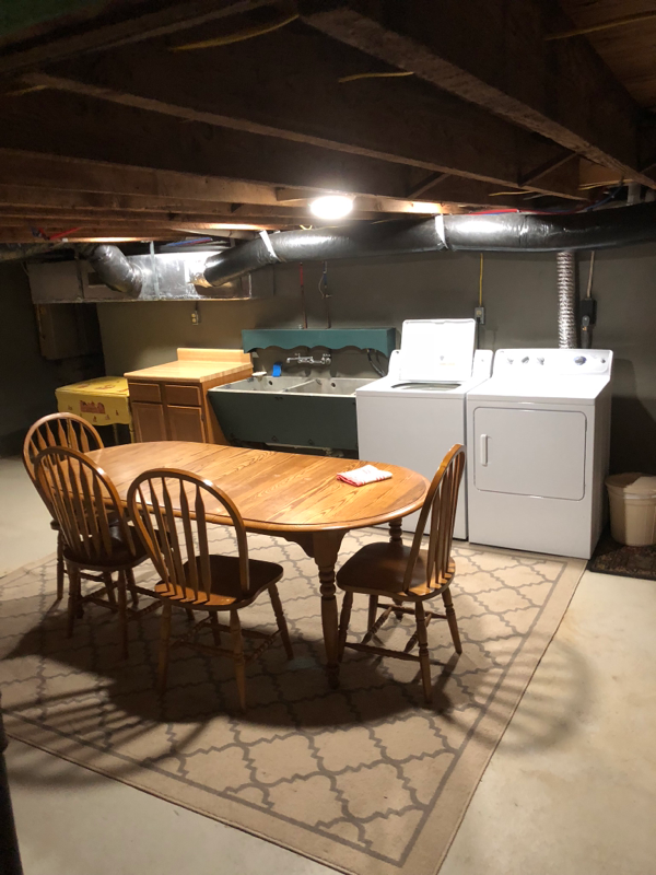 213 W 4th St - Photo 2 of 16