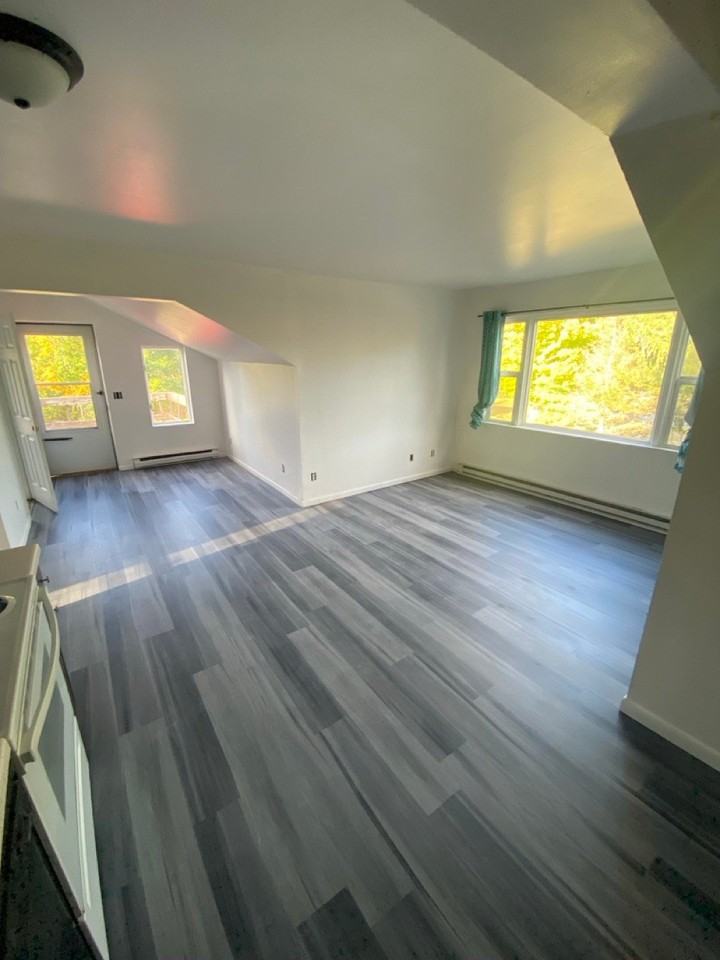 104 W Main St #1