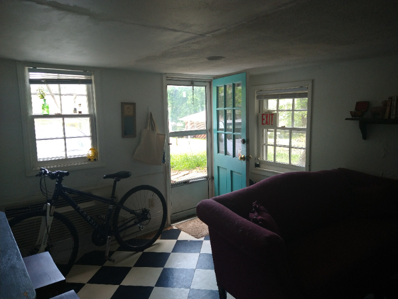 1222B Hillview Rd - Photo 3 of 11