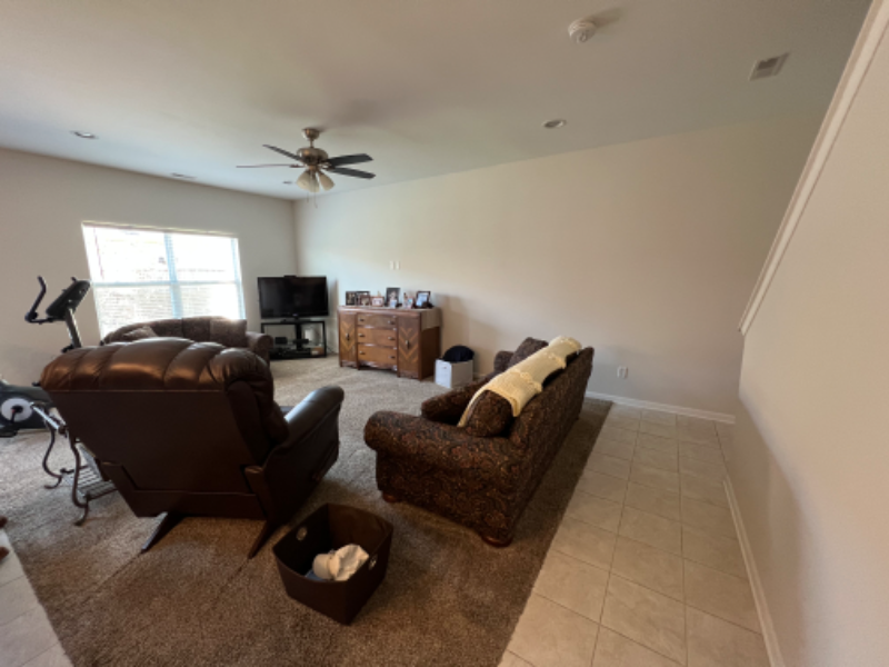 11206 Putnam Dr - Photo 3 of 13