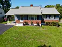 featured image of 52 Old Manor Rd