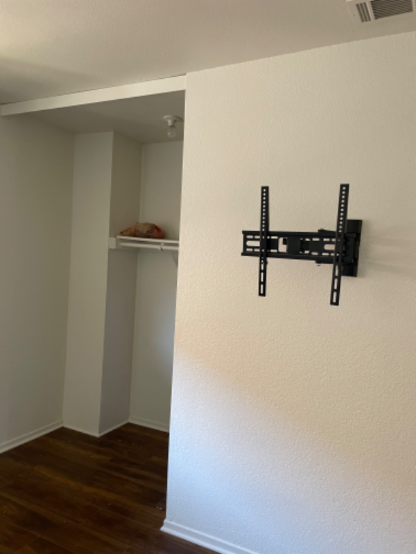 709 S Lincoln St #8 - Photo 4 of 13