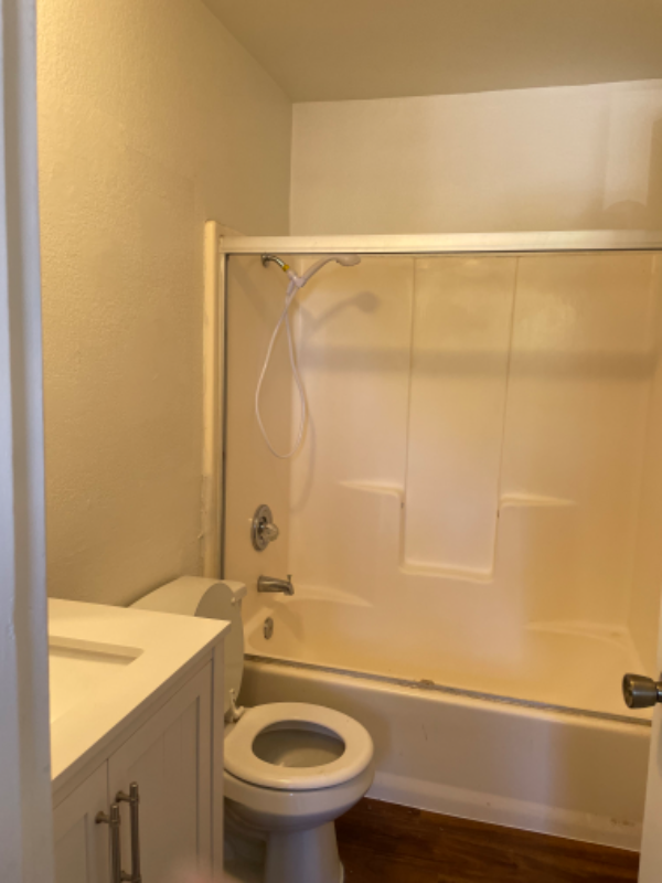 709 S Lincoln St #8 - Photo 6 of 13
