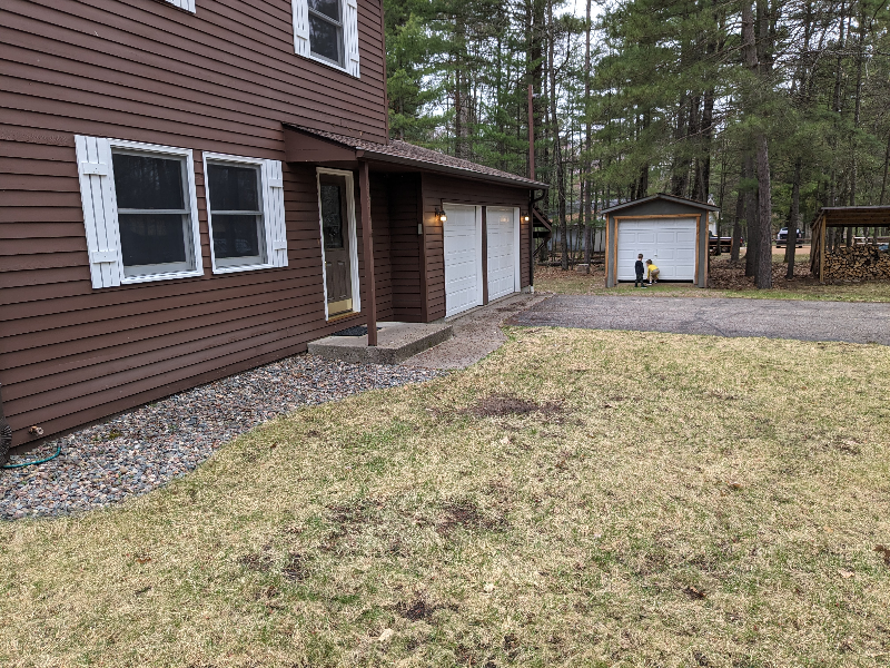9815 Wintergreen Dr - Photo 2 of 28