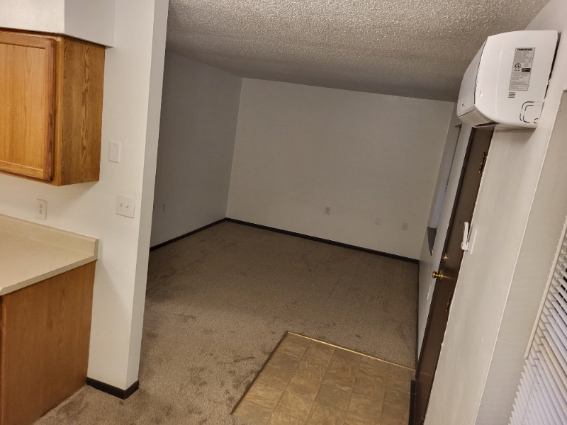1102 W Mcpherson St #3 - Photo 2 of 5