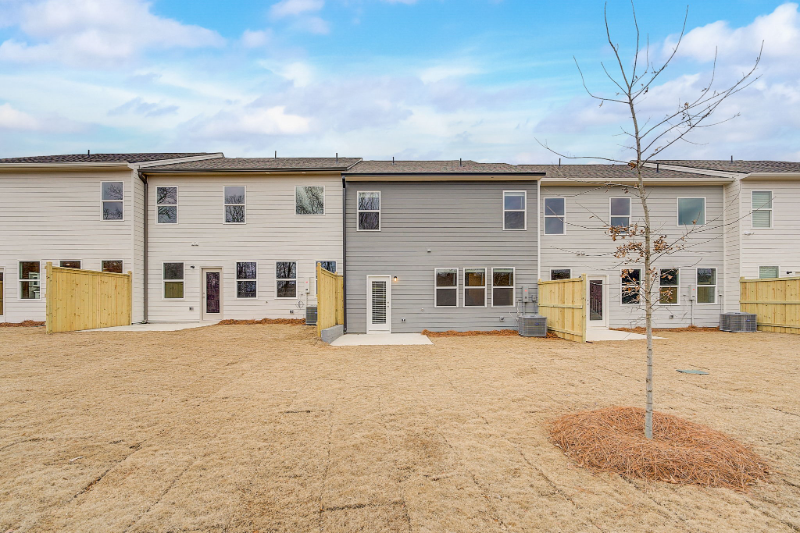 62 Sepia Oak Dr - Photo 4 of 43