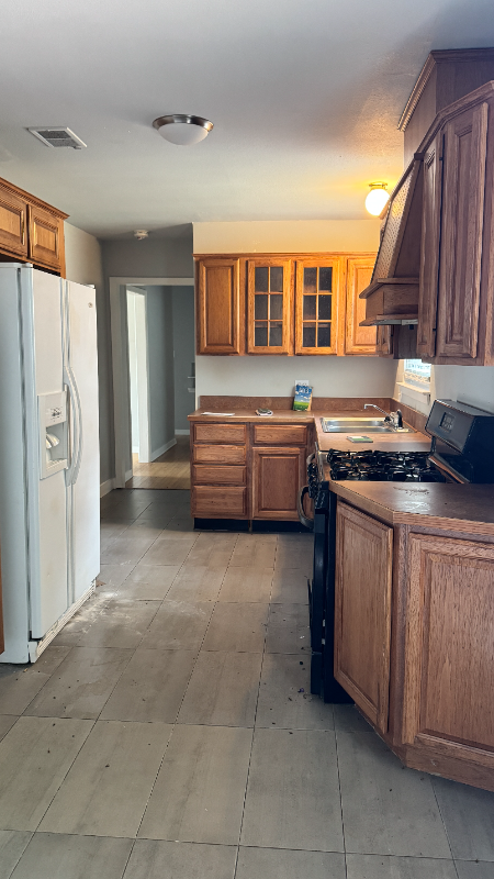 10932 Dunaway Dr - Photo 2 of 17