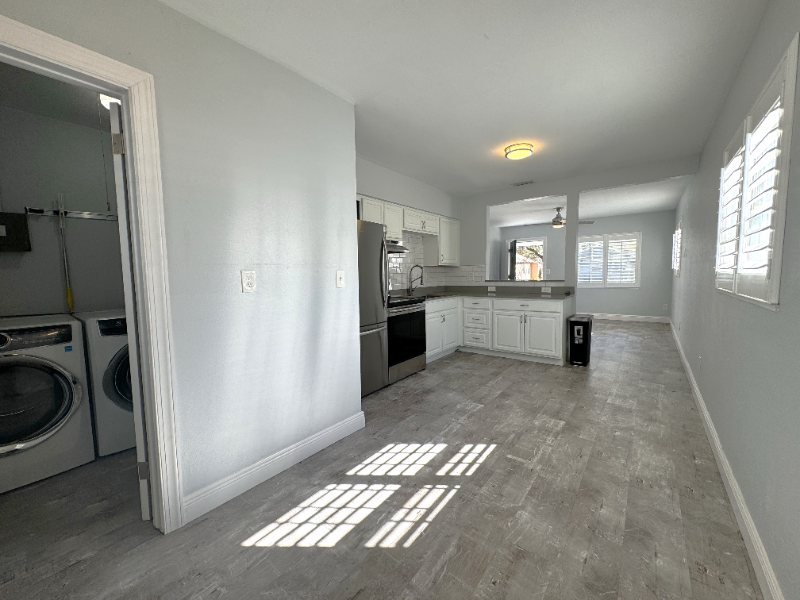 3038 25th St N - Photo 7 of 17