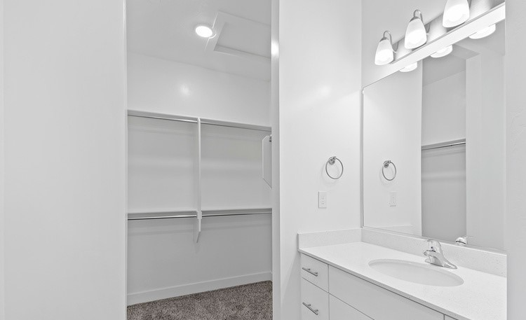 536 Ne #204E - Photo 7 of 15