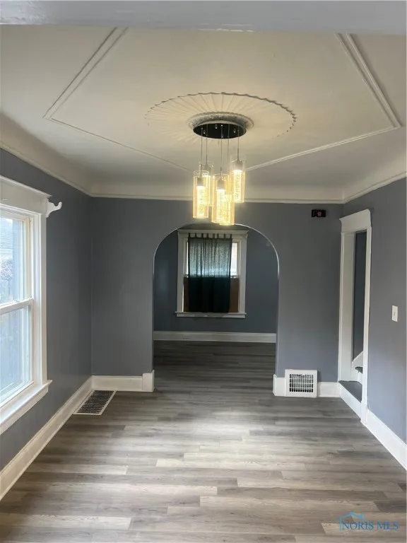 1920 Hoag St - Photo 2 of 6