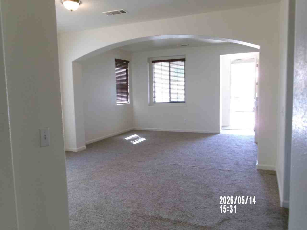 8728 High Ridge Dr - Photo 4 of 17