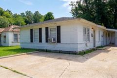 1148 Dudley Ln - Photo 1 of 1