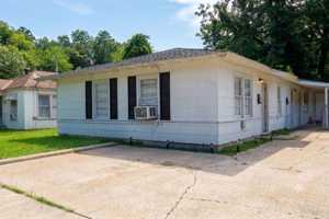 featured image of 1148 Dudley Ln