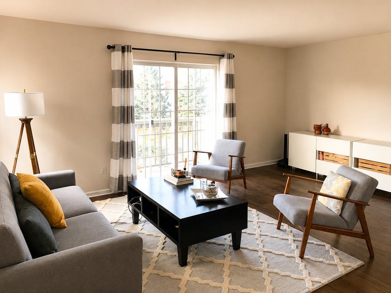 3081 Promenade Cir - Photo 3 of 14
