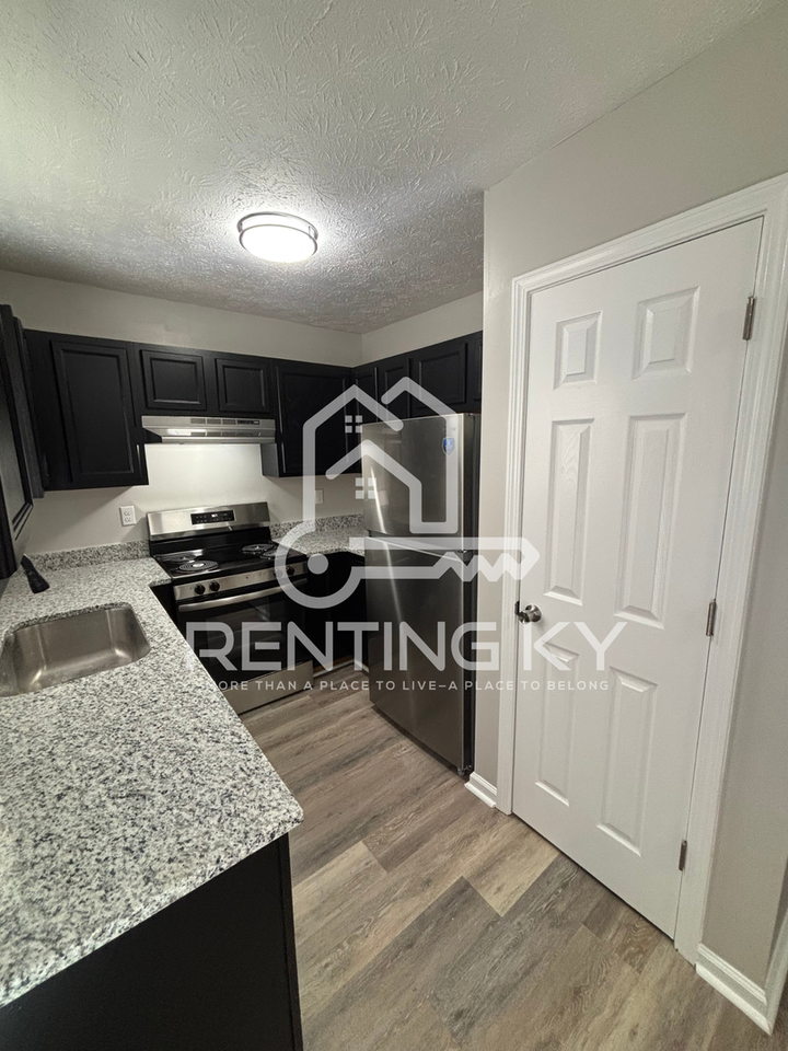 1419 Westwood Dr - Photo 6 of 20