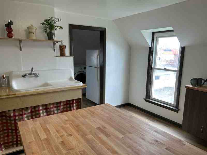 1416 Elm Ave - Photo 3 of 10