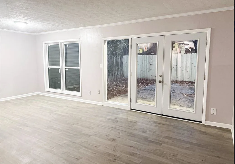203 Governors Dr - Photo 6 of 7