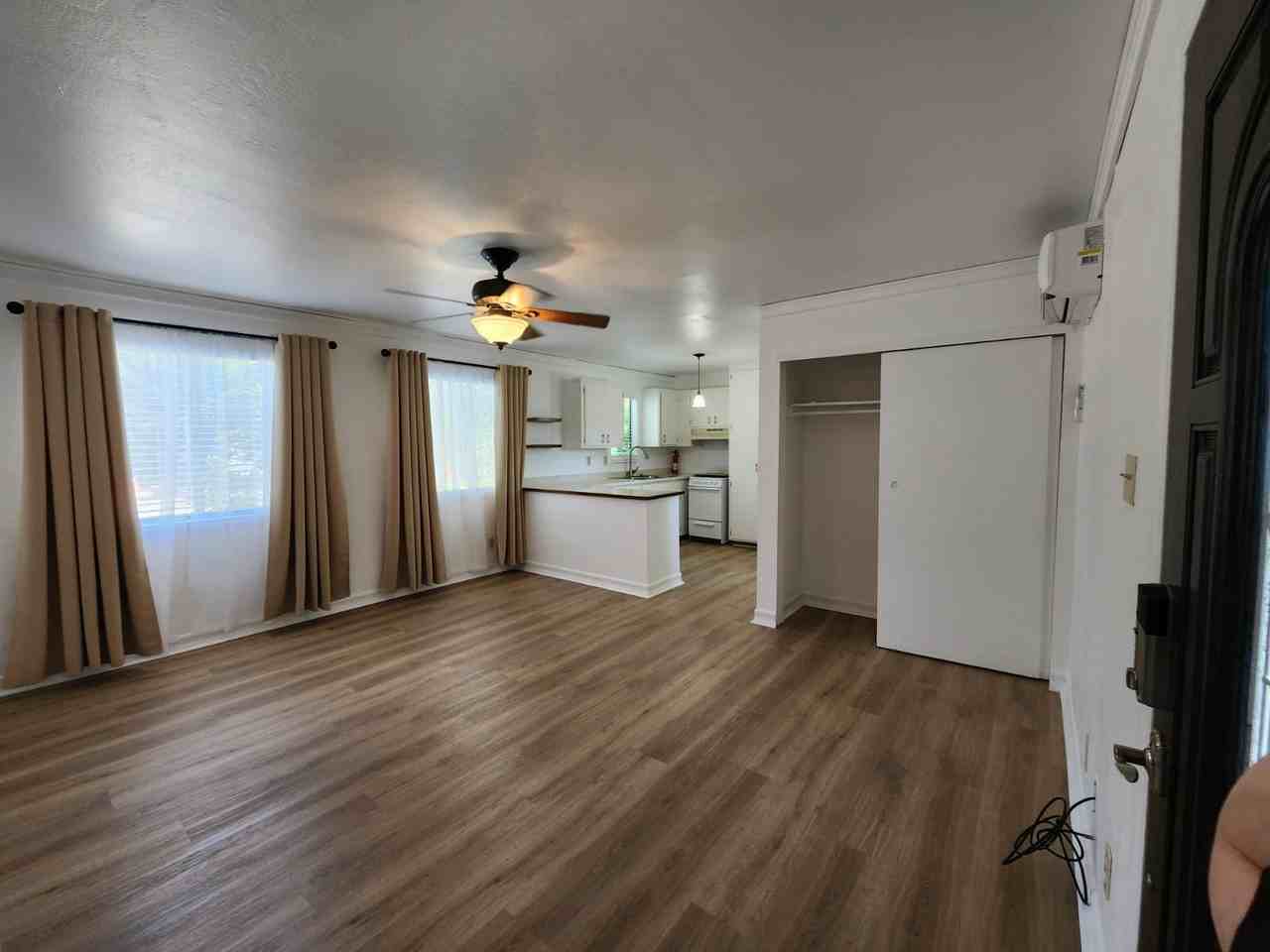 5272 Concord Blvd - Photo 5 of 14