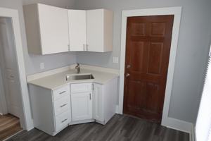 featured image of 819 49th St #3