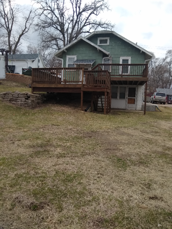 2400 S Henry St - Photo 2 of 13