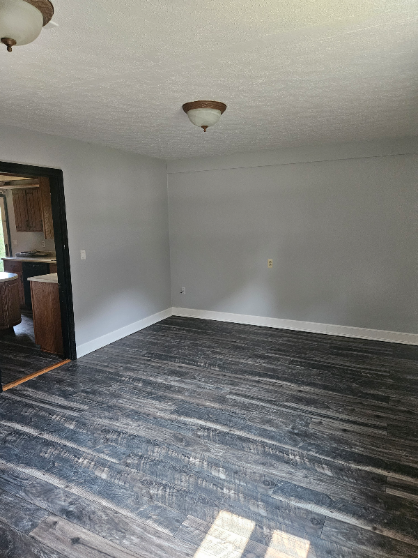 109 Arthur Ct - Photo 4 of 24