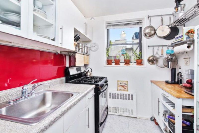488 Ocean Pkwy #6D - Photo 5 of 6