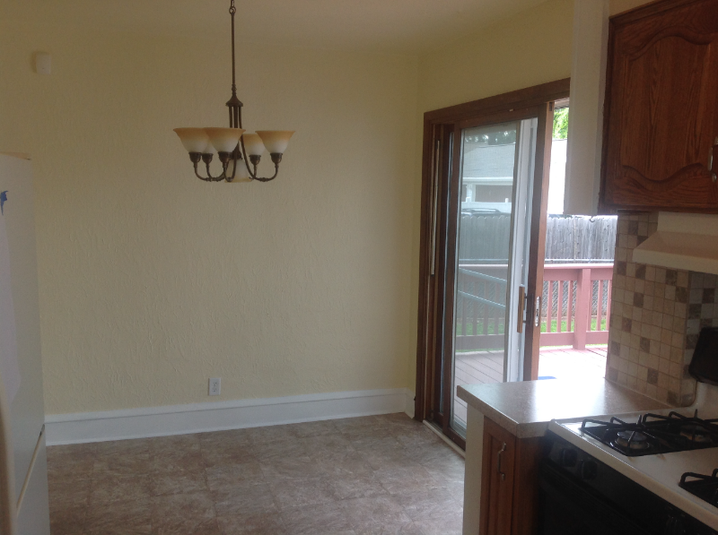 1118 W Summer St - Photo 7 of 12
