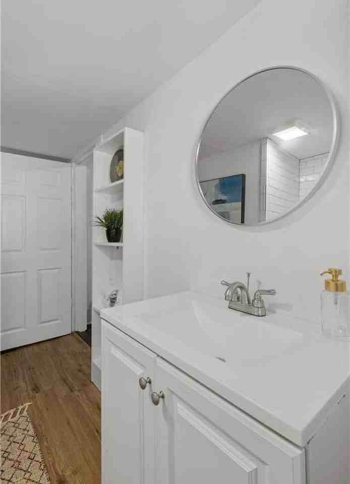 1192 Arlington Ave Sw - Photo 4 of 10