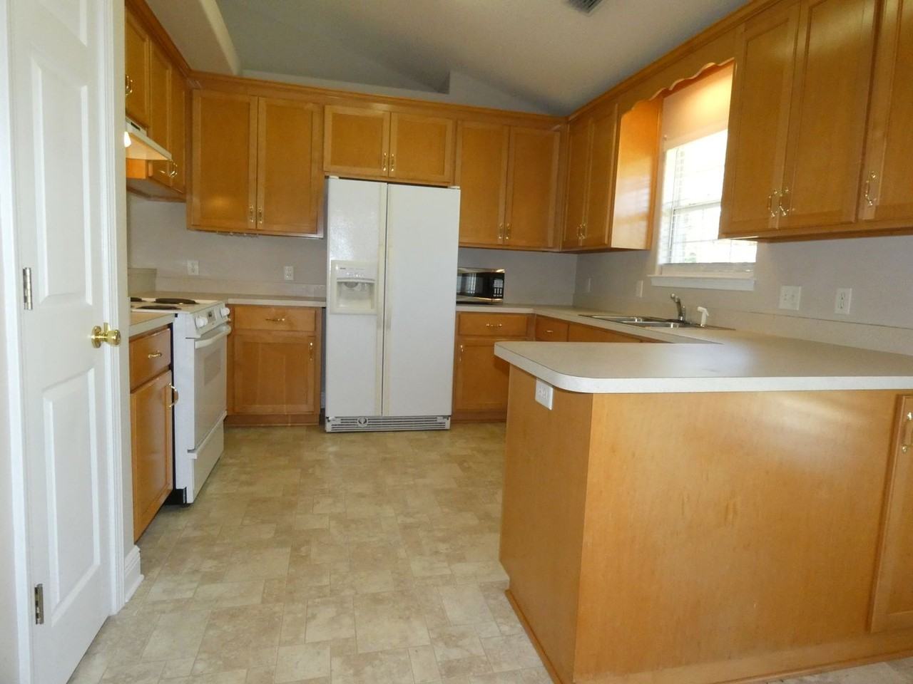 4732 La Casa Cir - Photo 6 of 16