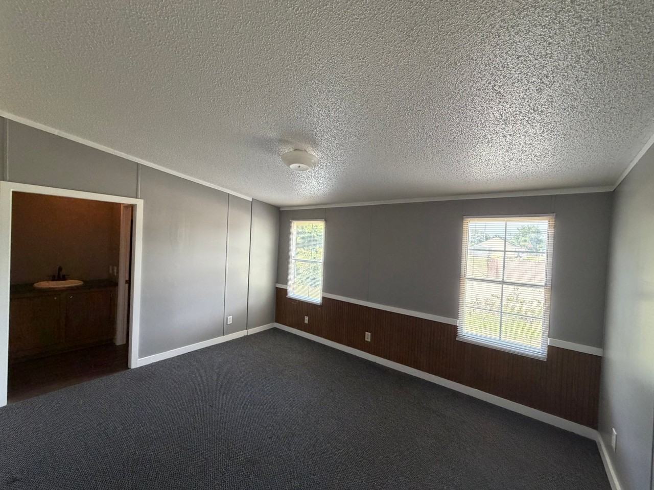 2611 Warhorse St - Photo 7 of 13