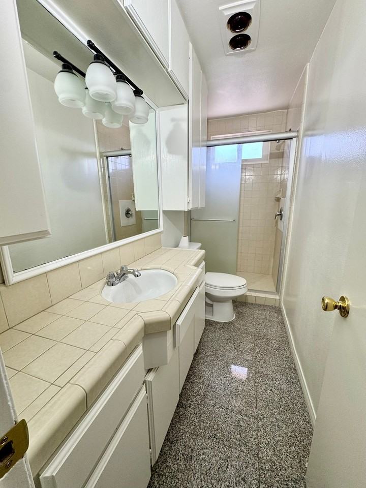 3922 Emerald St #73 - Photo 5 of 15