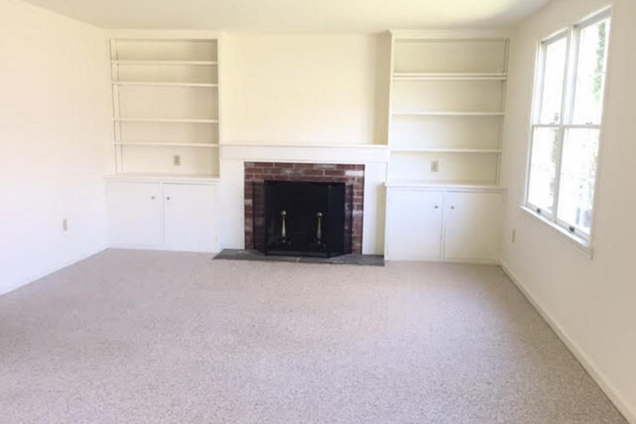 28 Ingham Hill Rd - Photo 3 of 12