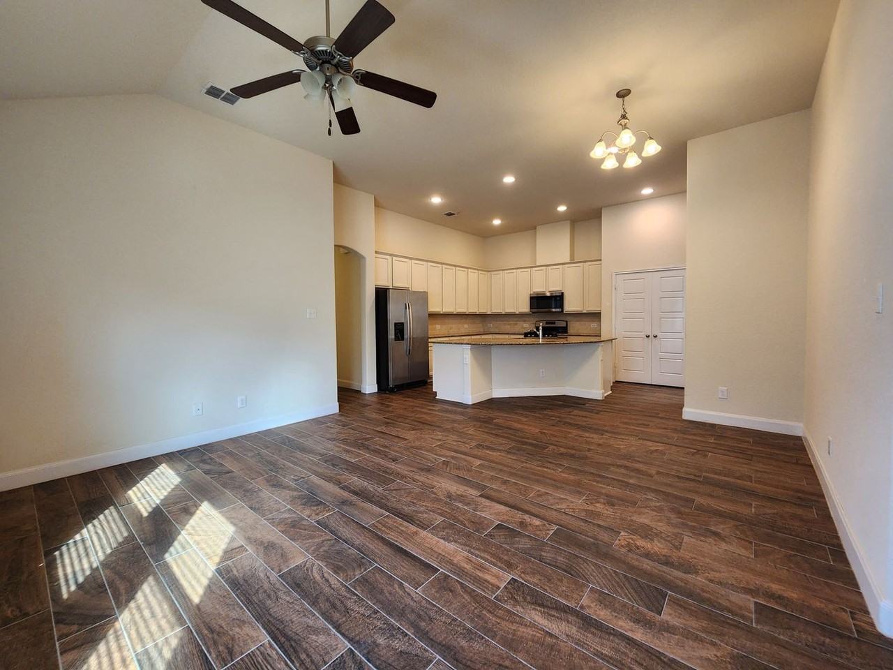 1201 Old Fm 306 - Photo 2 of 29