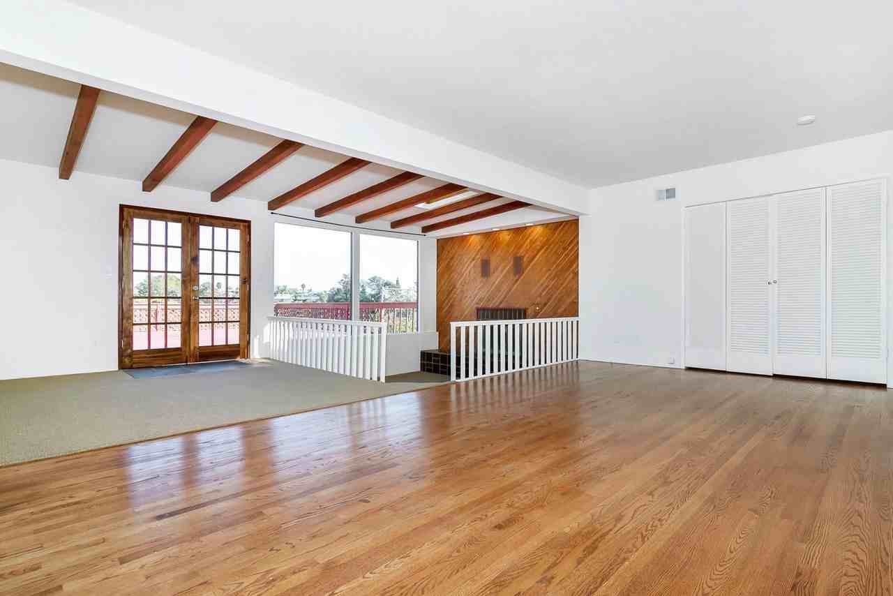 2171 Fairfield St - Photo 4 of 32