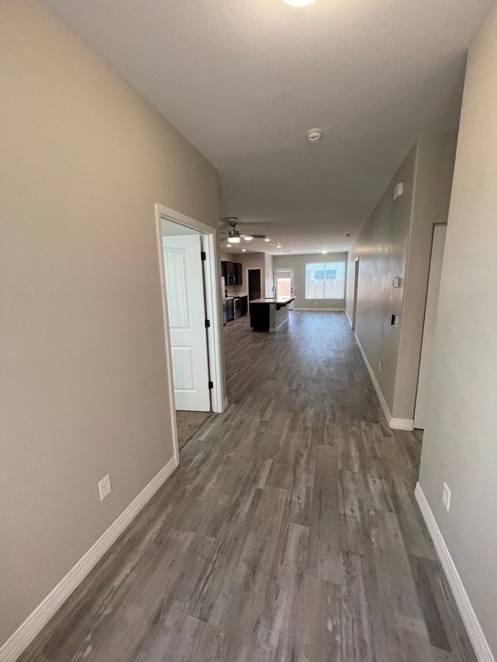 344 E Orchid St - Photo 4 of 19