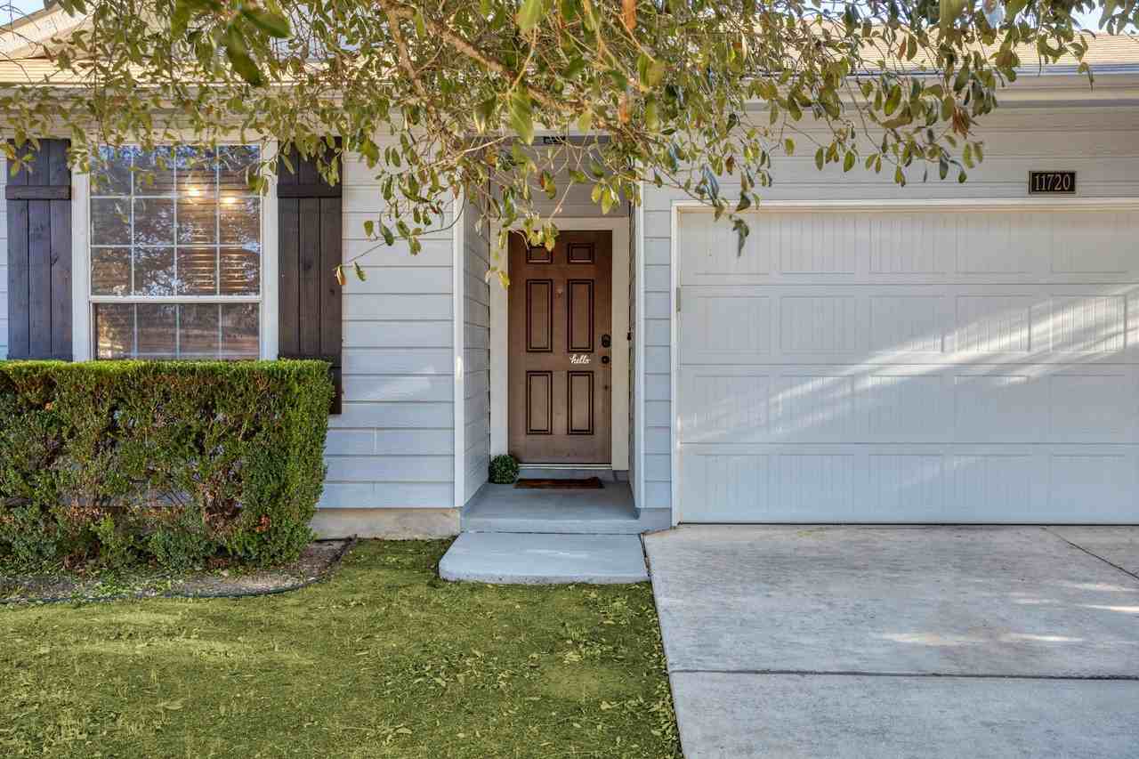 11720 Basil Grass - Photo 3 of 20