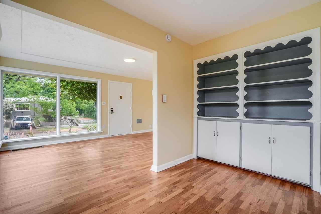 6806 N Monteith Ave - Photo 4 of 12