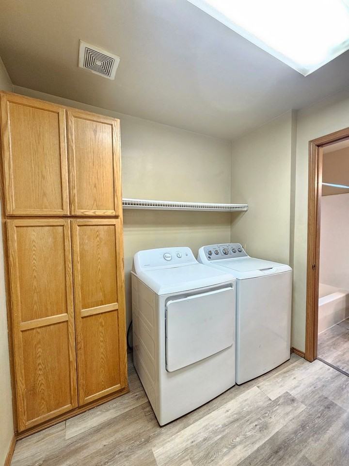 407 E 8th Ave - Photo 7 of 29