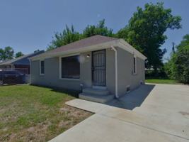 featured image of 2027 N Spruce St