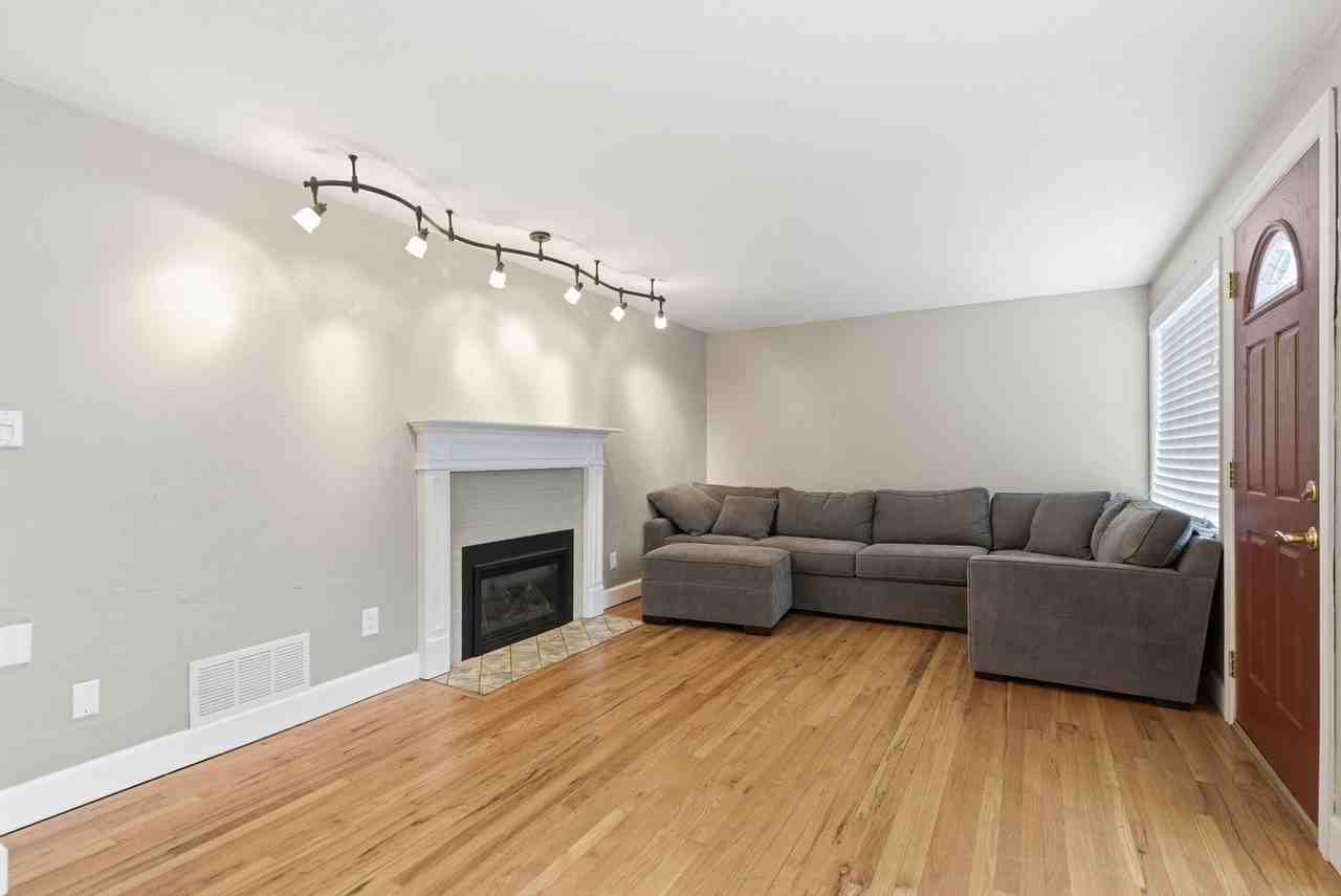 1017 E 40th Ave - Photo 2 of 47