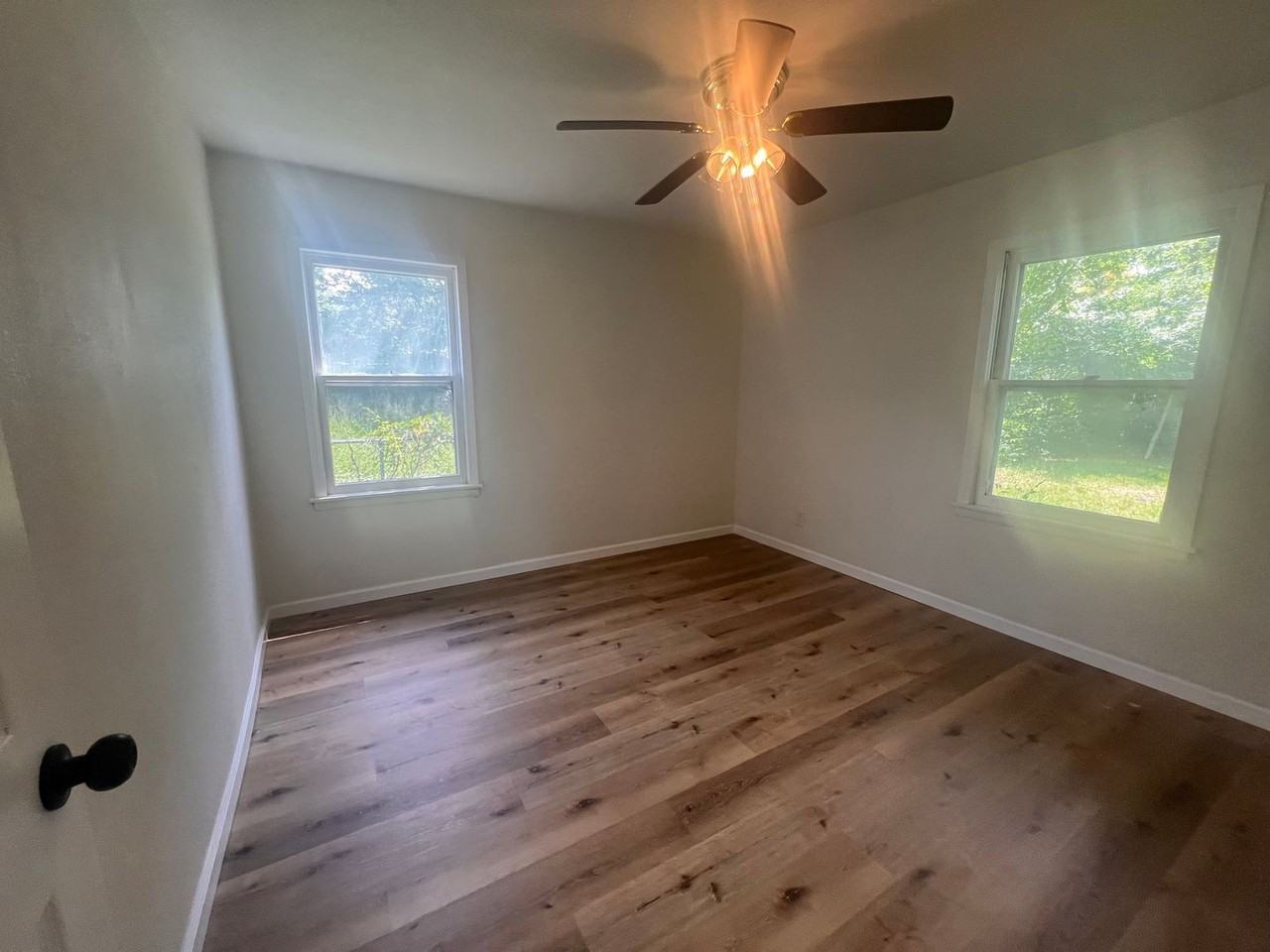 1723 E Mcfarland St - Photo 6 of 9