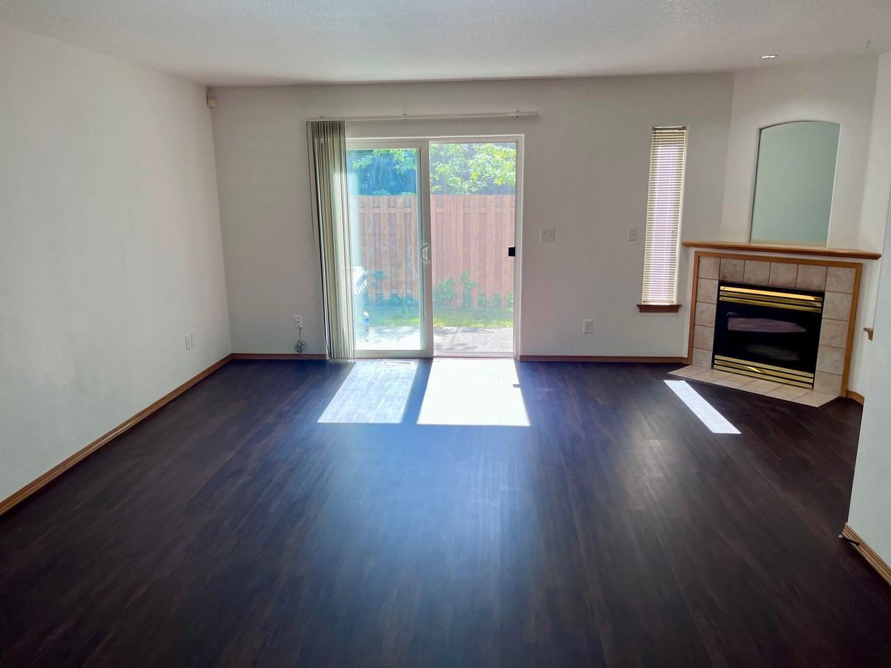 764 Sw Meadow Dr - Photo 4 of 20