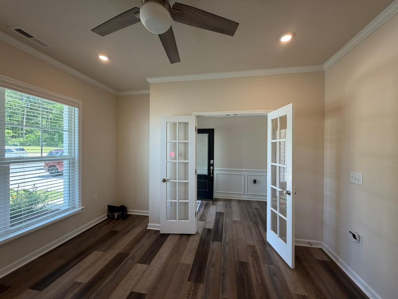 2095 Bethpage Dr #1 - Photo 5 of 41