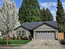 featured image of 899 N Pointe Dr Nw
