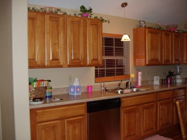 1136 State St - Photo 3 of 6