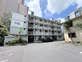featured image of 445 Kalaimoku St